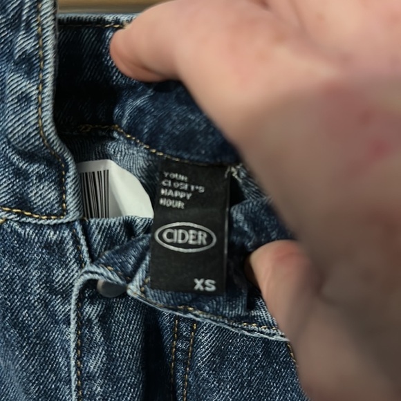 Cider jeans. Xs. - Picture 3 of 5